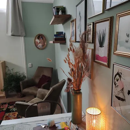 Sfeervolle In Historisch Vlakbij Station