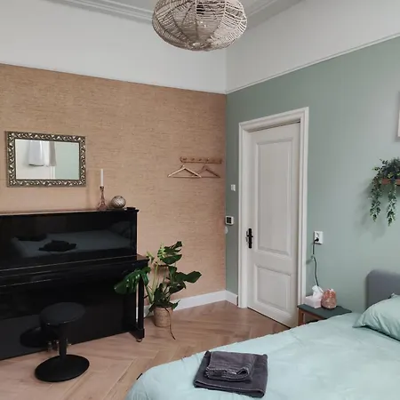 Проживание в семье Sfeervolle In Historisch Vlakbij Station Дордрехт